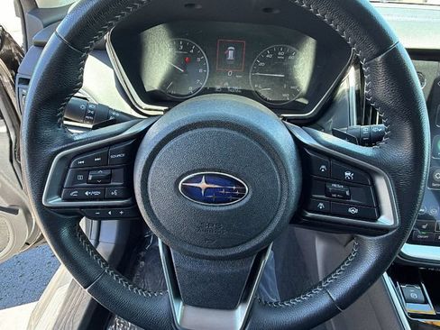 Used 2023 Subaru Outback Premium AWD/4WD image 18
