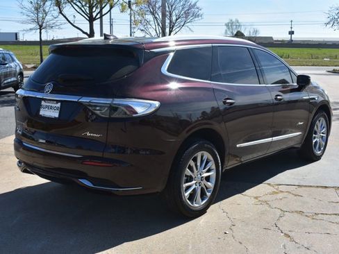 Used 2023 Buick Enclave Avenir w/ Avenir Technology Package FWD image 5