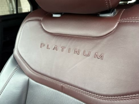 Used 2022 Ford Explorer Platinum w/ Equipment Group 601A image 11