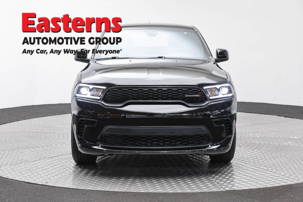 Used 2025 Dodge Durango GT RWD image 2