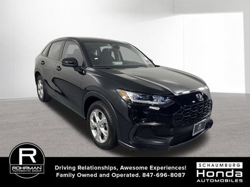Used 2023 Honda HR-V LX image 3