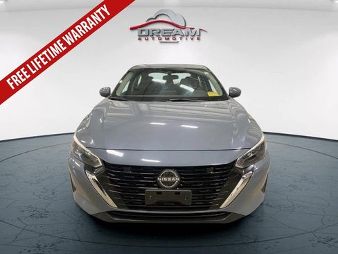 Used 2024 Nissan Sentra SV FWD image 2