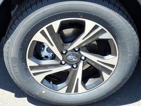 Used 2025 Subaru Crosstrek 2.5i Premium w/ Convenience Package #2 AWD/4WD image 10