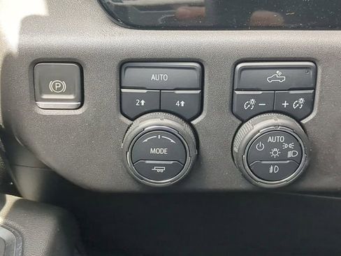 Used 2023 Chevrolet Silverado 1500 RST image 26