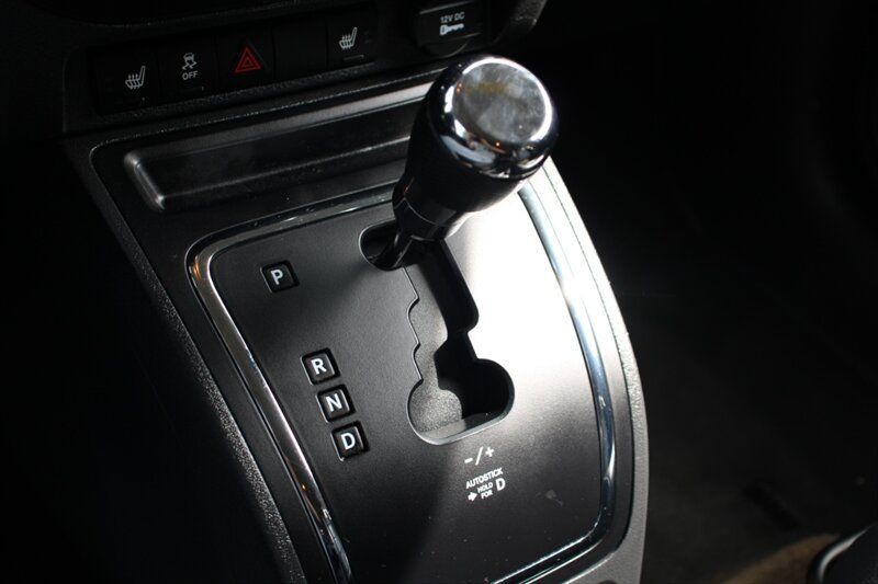 Used 2016 Jeep Patriot High Altitude AWD/4WD image 8
