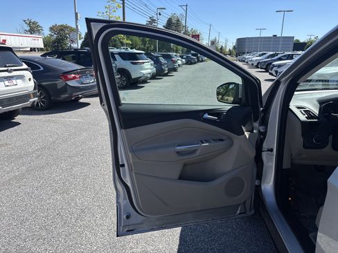 Used 2014 Ford Escape SE FWD image 23