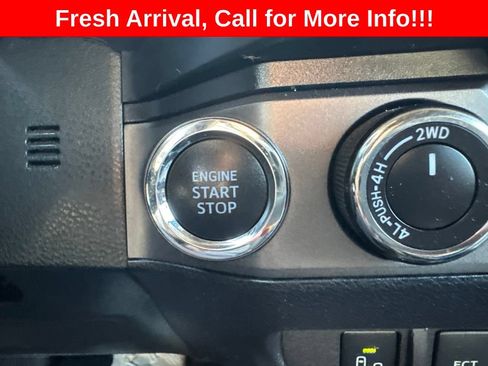 Used 2020 Toyota Tacoma TRD Off-Road w/ Technology Package AWD/4WD image 8