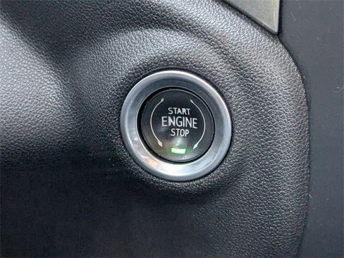 Used 2022 Chevrolet Silverado 1500 LT image 29