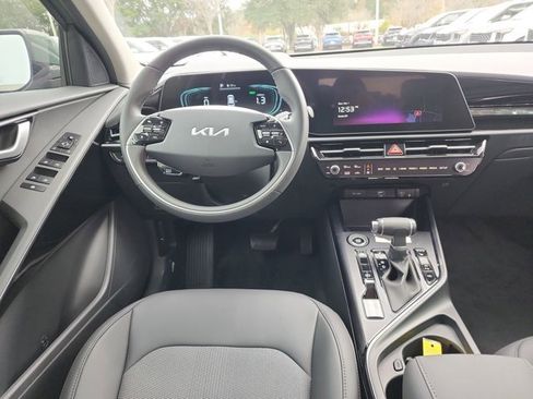 New 2026 Kia Niro EX image 10