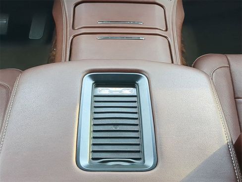 Used 2018 Chevrolet Tahoe Premier image 20