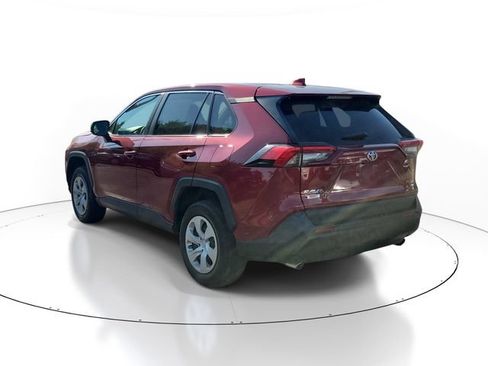 Used 2024 Toyota RAV4 LE AWD/4WD image 4
