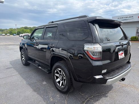 Used 2024 Toyota 4Runner TRD Off-Road Premium w/ Moonroof Package AWD/4WD image 7