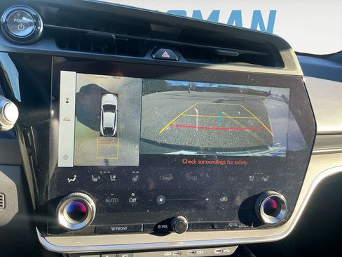 Used 2023 Lexus RZ 450e Premium w/ Technology Package image 20