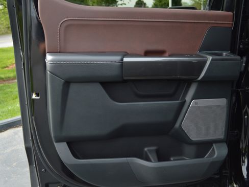 Used 2021 Ford F150 Lariat image 32