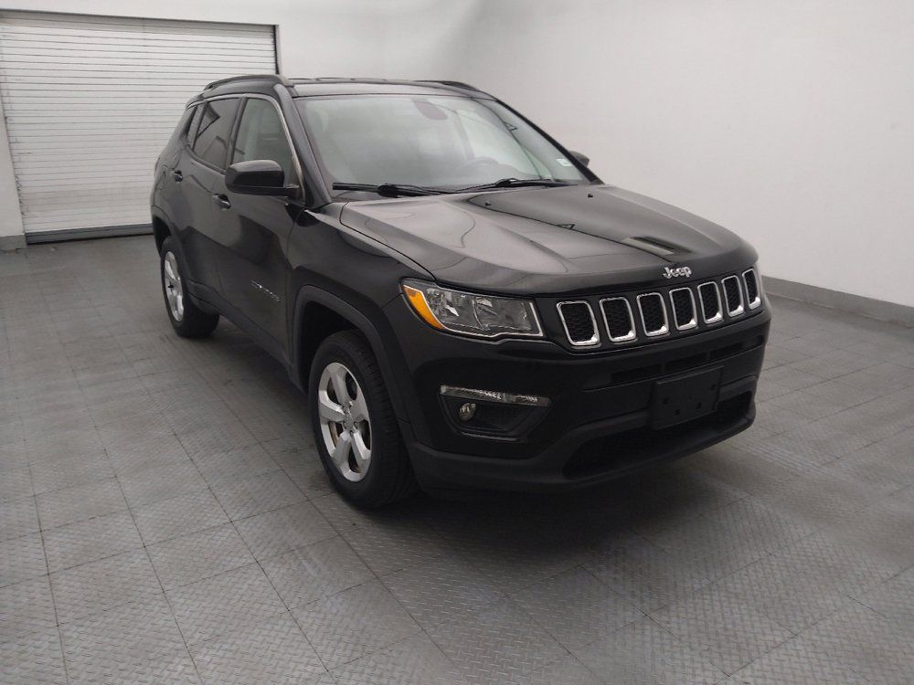 Used 2019 Jeep Compass Latitude w/ Cold Weather Group AWD/4WD image 13