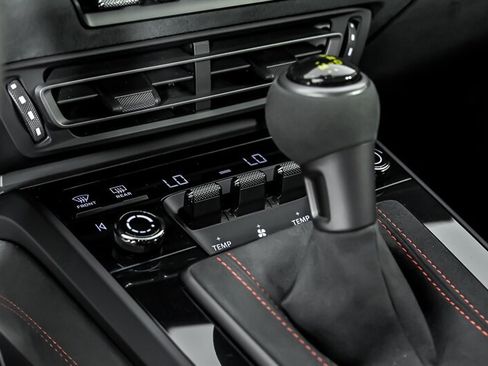 Used 2024 Porsche 911 GT3 RS RWD image 39
