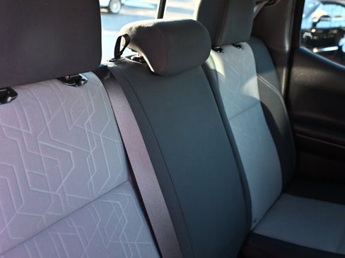 Used 2021 Toyota Tacoma TRD Sport w/ Technology Package image 39