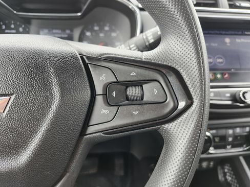 Used 2021 Chevrolet TrailBlazer LT w/ Convenience Package image 37