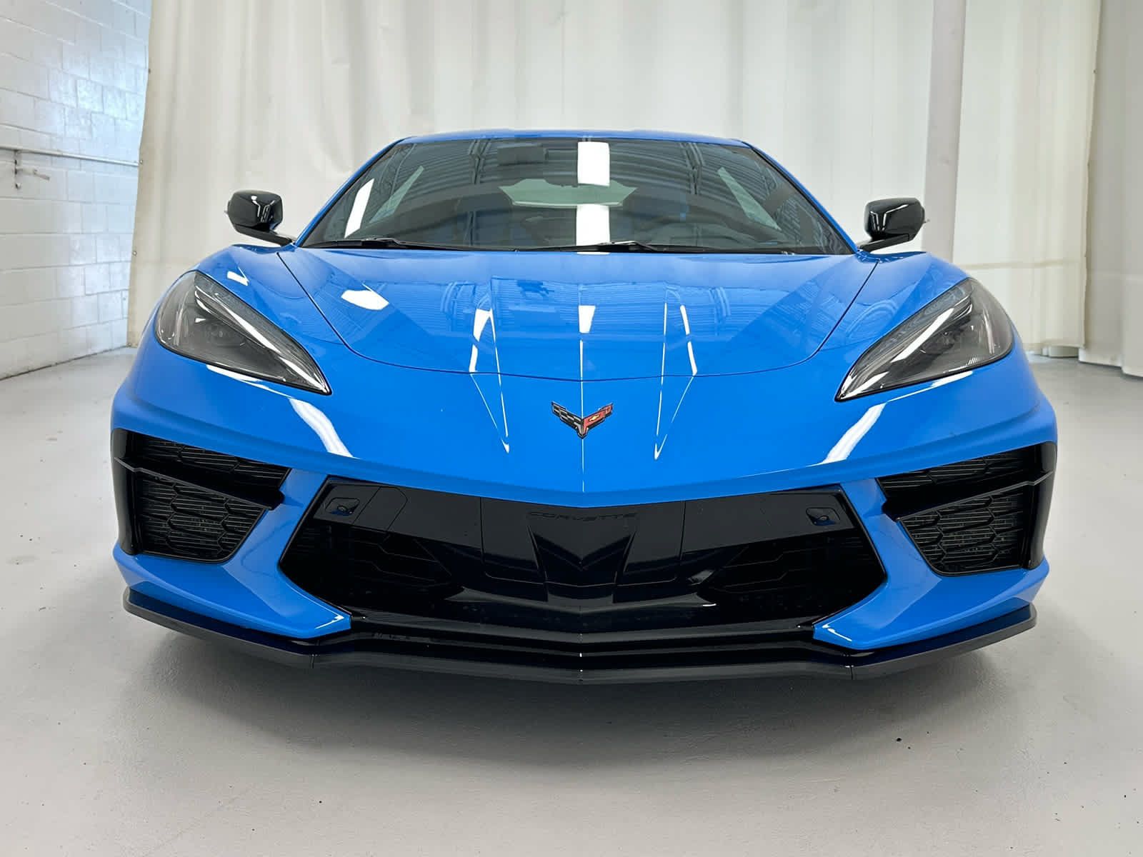Used 2022 Chevrolet Corvette Stingray Premium Cpe w/ Z51 Performance Package RWD image 5