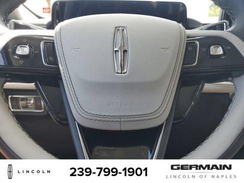 New 2026 Lincoln Aviator AWD image 23