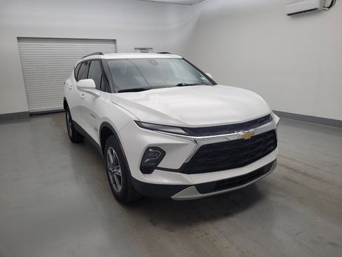 Used 2024 Chevrolet Blazer LT w/ Convenience Package FWD image 13