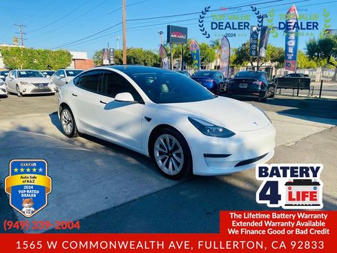 Used 2022 Tesla Model 3 Long Range AWD/4WD image 17
