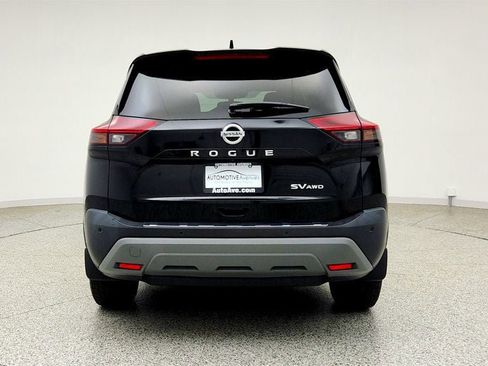 Used 2021 Nissan Rogue SV AWD/4WD image 6