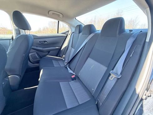 Used 2025 Nissan Sentra SV image 18