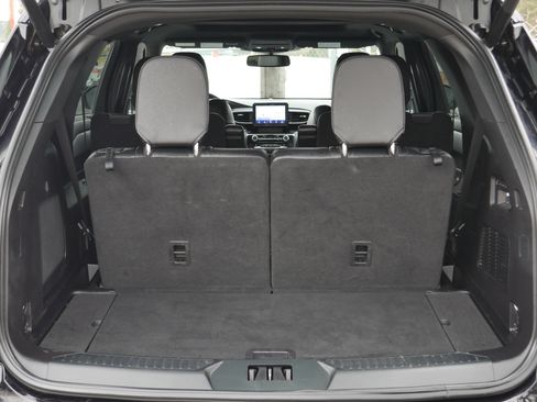 Certified 2021 Ford Explorer ST image 24