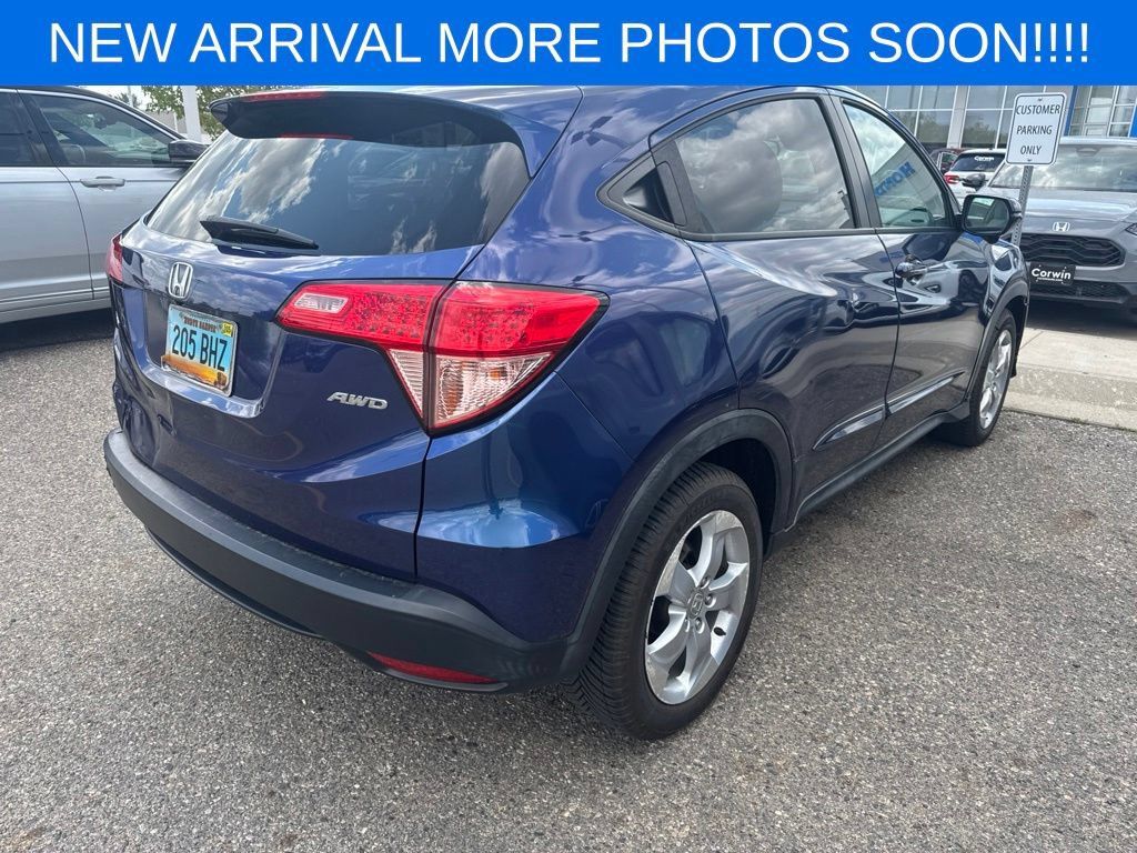Used 2016 Honda HR-V EX image 2