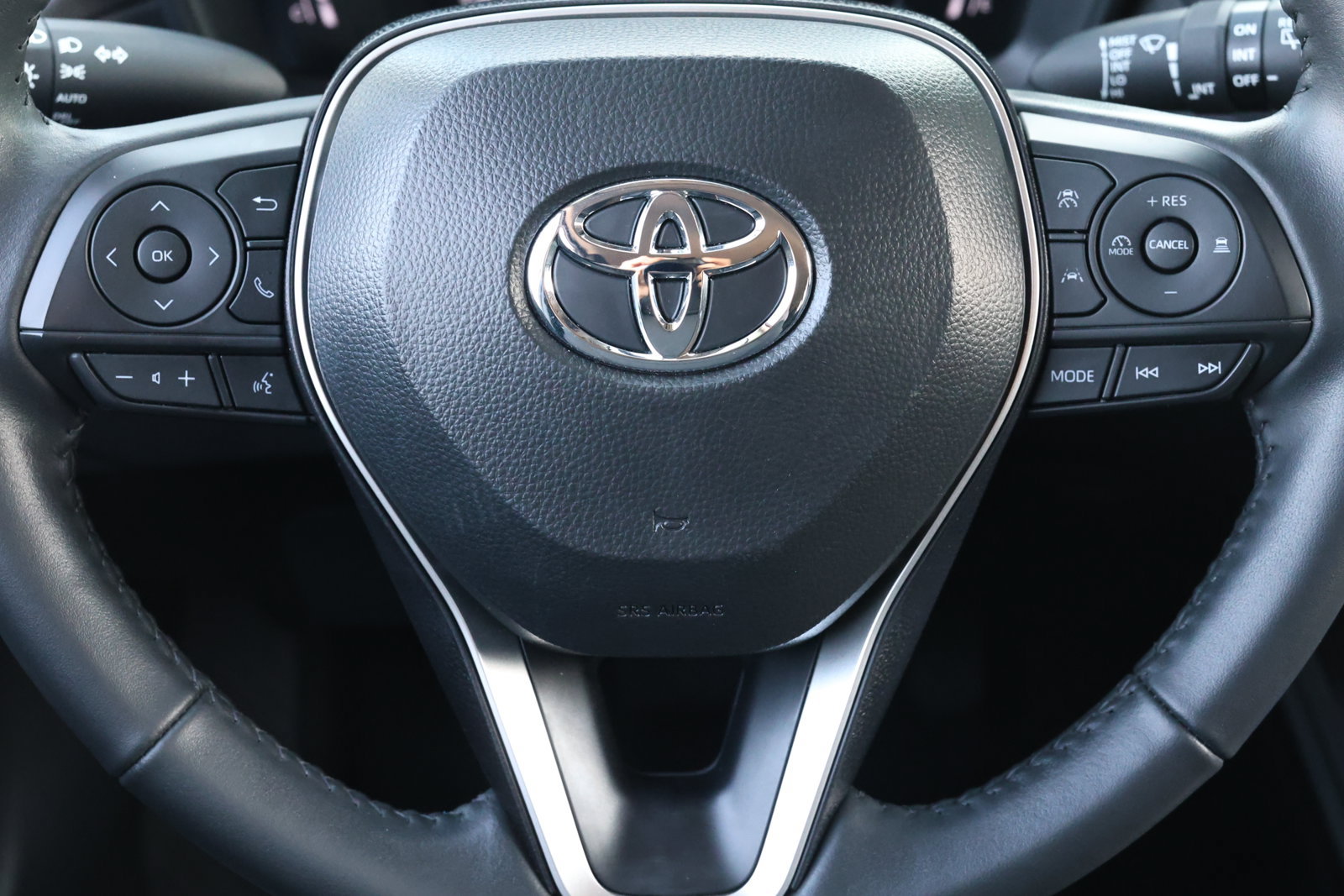 Used 2026 Toyota Corolla Cross LE FWD image 18