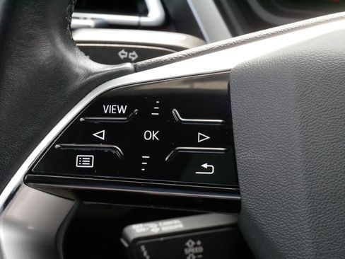 Used 2023 Audi Q4 e-tron Premium w/ Convenience Package AWD/4WD image 25