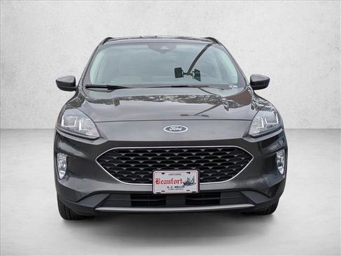 Used 2020 Ford Escape SEL image 4