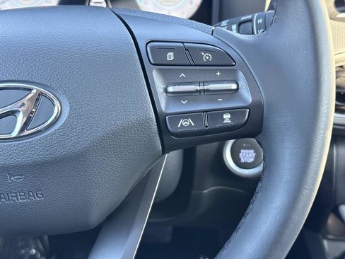 Certified 2022 Hyundai Kona Limited image 8