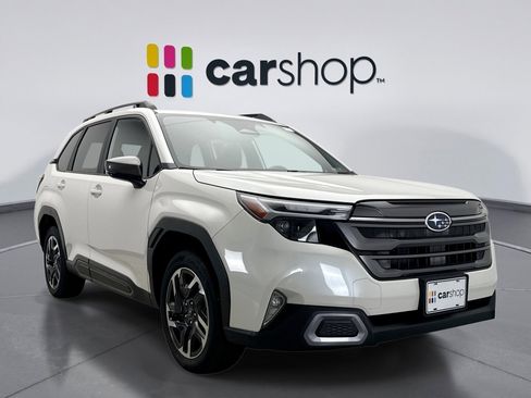 Used 2025 Subaru Forester Limited image 7