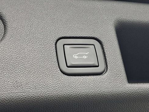 Certified 2023 Chevrolet Equinox LT AWD/4WD image 31