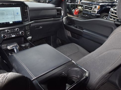 Certified 2022 Ford F150 XLT w/ Equipment Group 302A High image 17