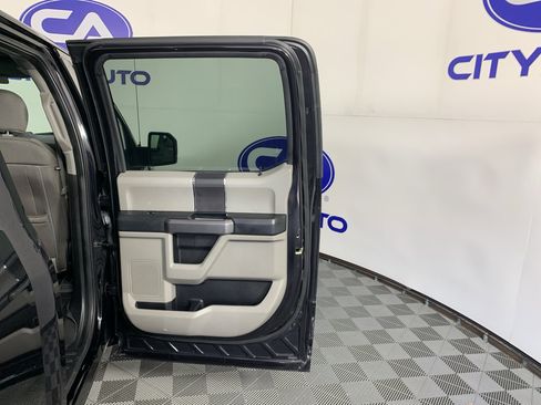 Used 2019 Ford F150 XLT RWD image 32
