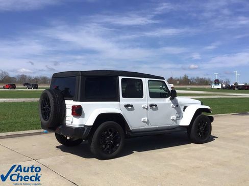 Used 2022 Jeep Wrangler Unlimited Sahara 4xe w/ Cold Weather Group image 6