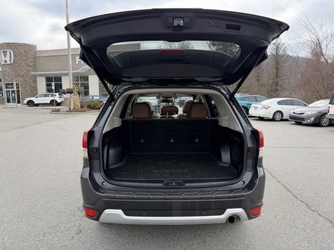 Used 2019 Subaru Forester Touring image 48