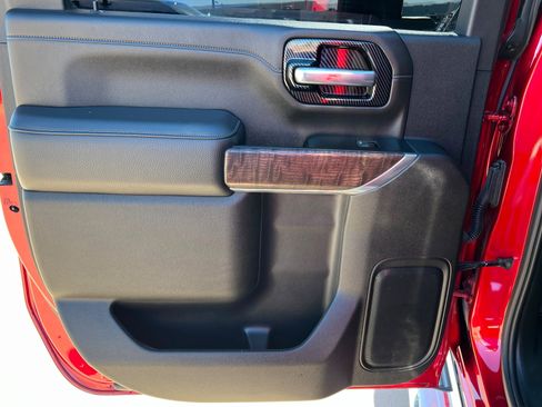 Used 2022 GMC Sierra 2500 Denali w/ Denali Ultimate Package image 19