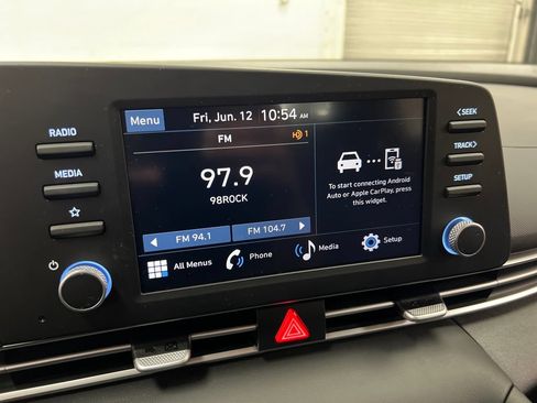 Used 2025 Hyundai Elantra SE w/ Cargo Package FWD image 20