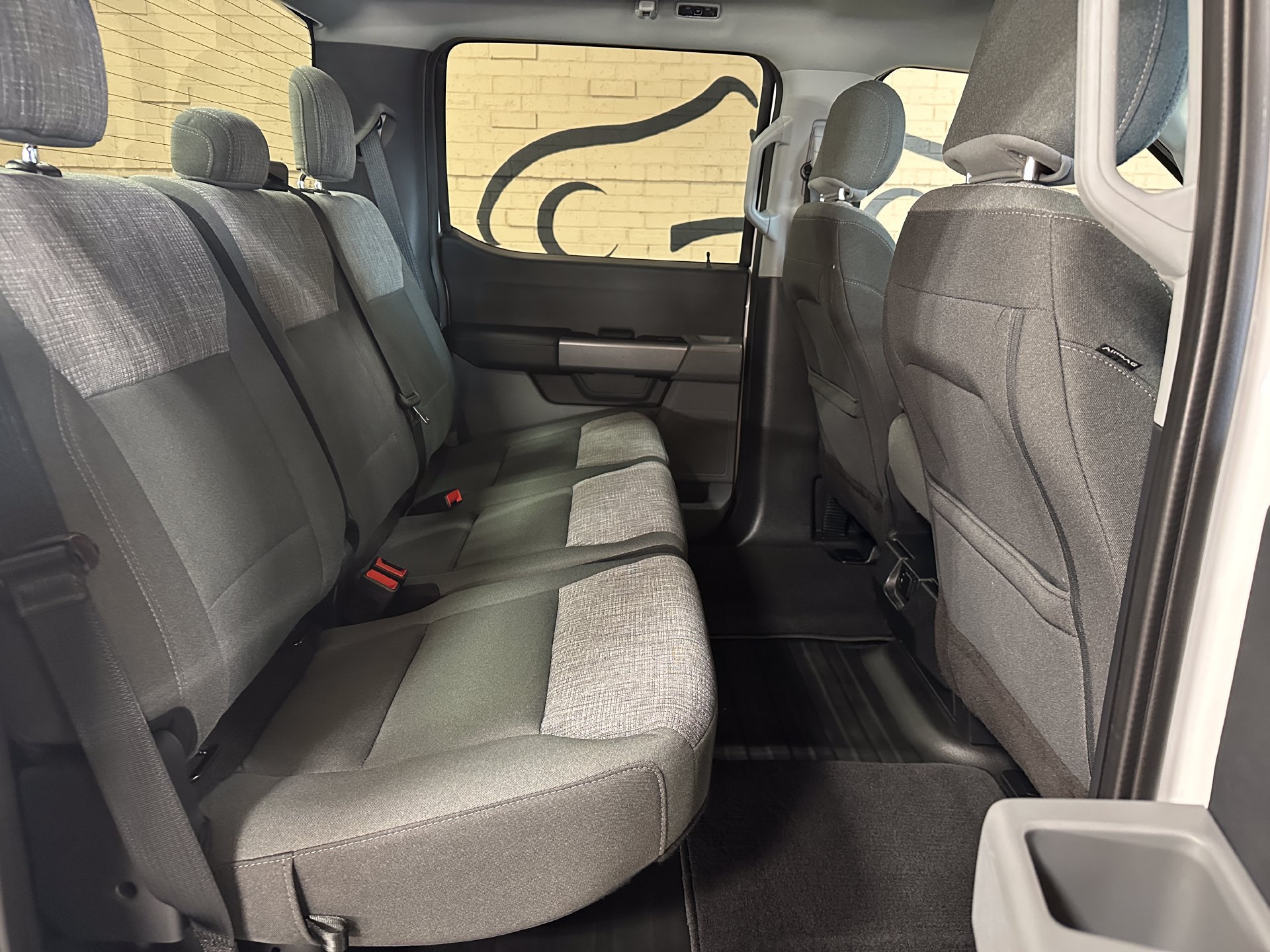 Used 2021 Ford F150 XLT AWD/4WD image 17