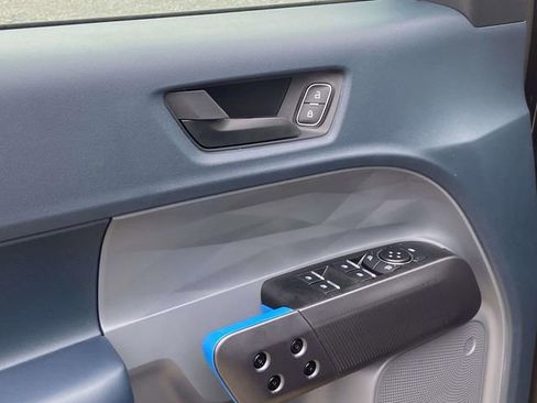New 2026 Ford Maverick Lobo AWD/4WD image 13