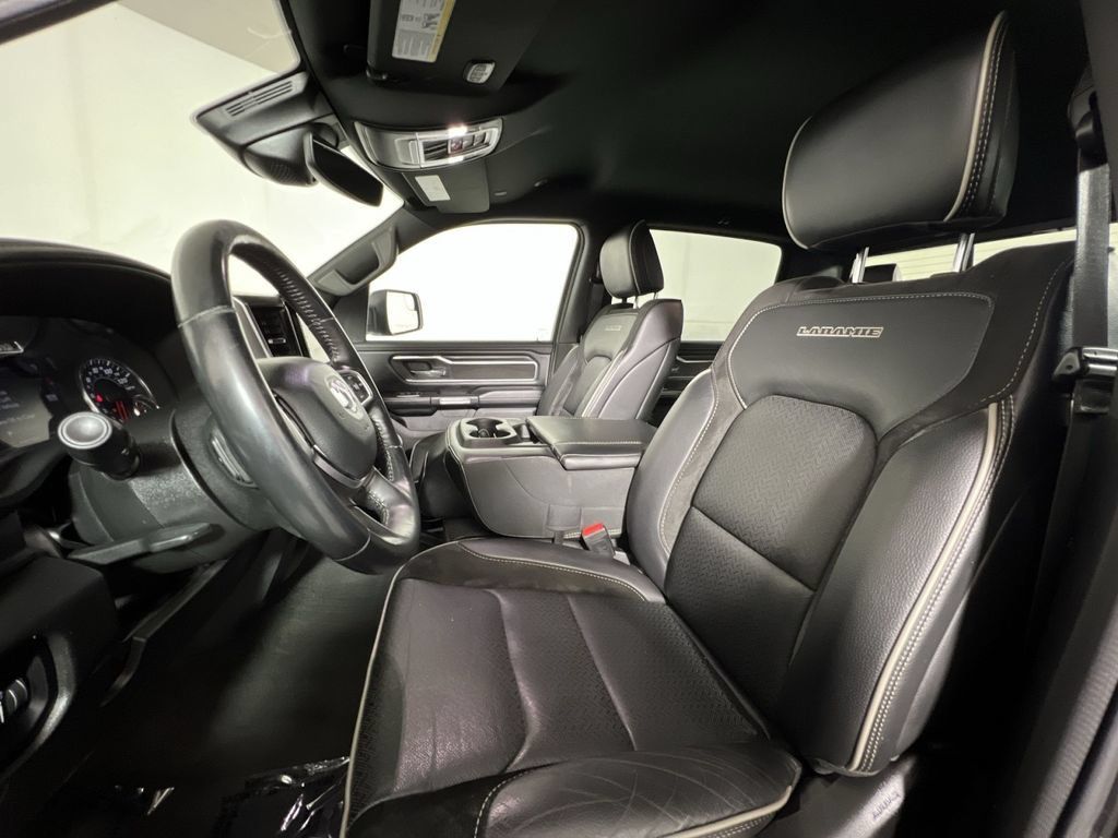 Used 2023 RAM 1500 Laramie AWD/4WD image 13
