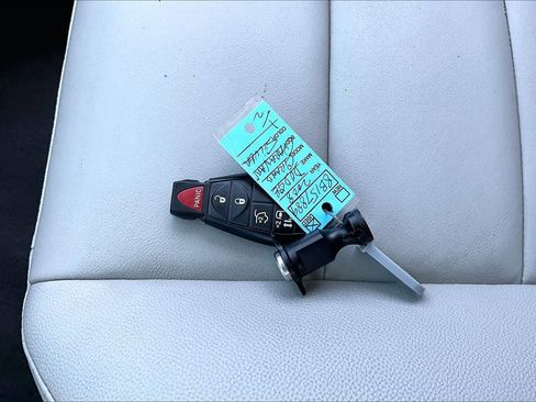 Used 2008 Dodge Grand Caravan SXT FWD image 13