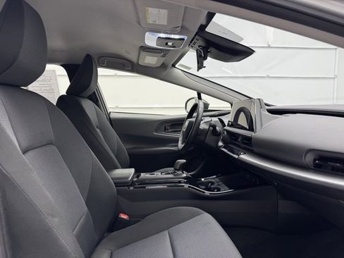 Used 2024 Toyota Prius LE image 20