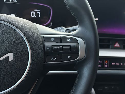 Used 2023 Kia Sportage EX image 27