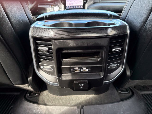 Used 2023 RAM 1500 Laramie AWD/4WD image 10