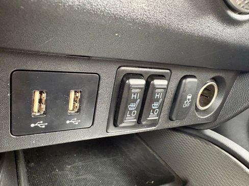 Used 2025 Mitsubishi Outlander Sport LE image 29